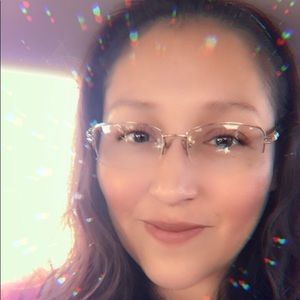 Meet your Posher, Lacosta